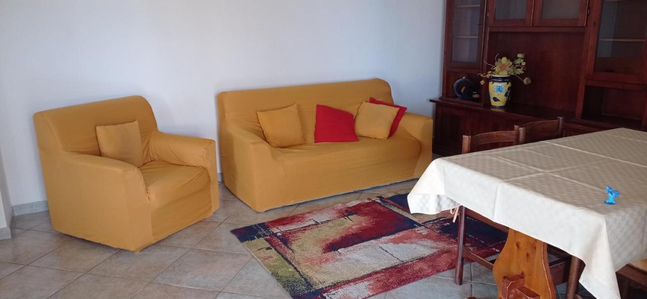 Casa Vacanza Siniscola Bagian luar foto